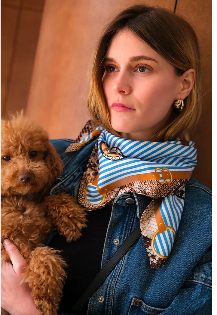 Foulard Back from Asia